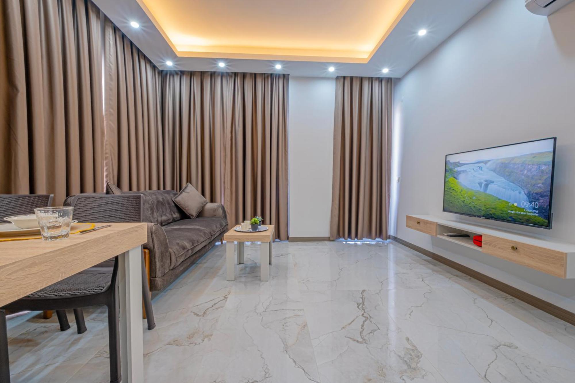 Inci & Alanya